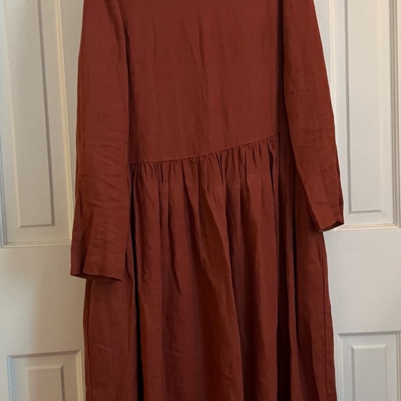 Linenfox Rust Dress - Picture 2 of 7